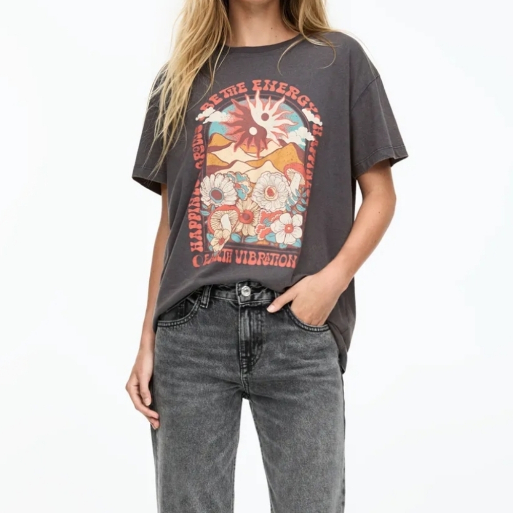 Washed Effect Graphic Tee Boho 70s Style - Picture 2 of 5